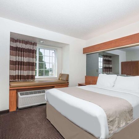 Microtel Inn & Suites By Wyndham Rice Lake Exteriér fotografie
