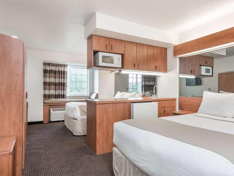 Microtel Inn & Suites By Wyndham Rice Lake Exteriér fotografie