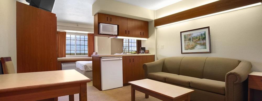 Microtel Inn & Suites By Wyndham Rice Lake Exteriér fotografie