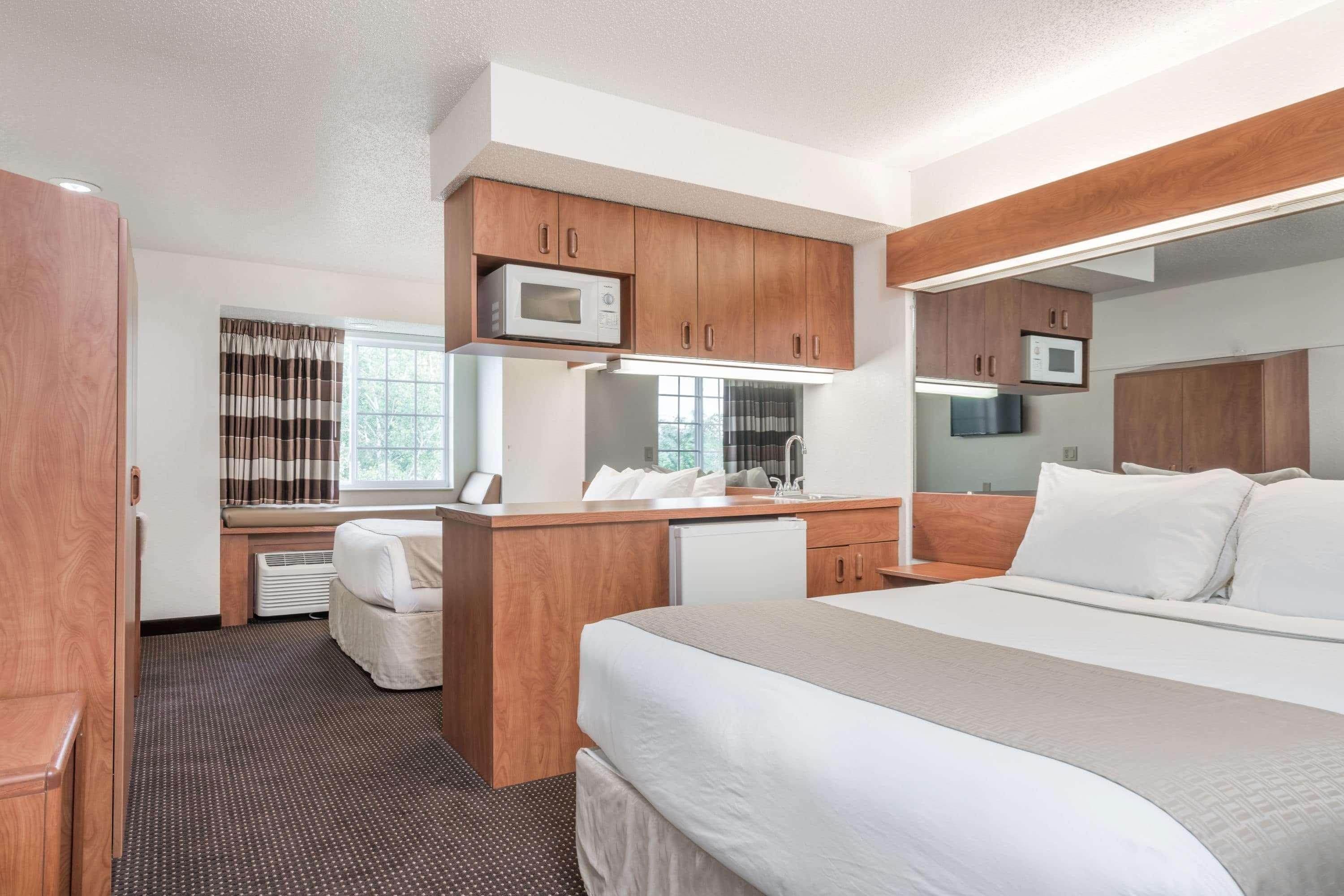 Microtel Inn & Suites By Wyndham Rice Lake Exteriér fotografie